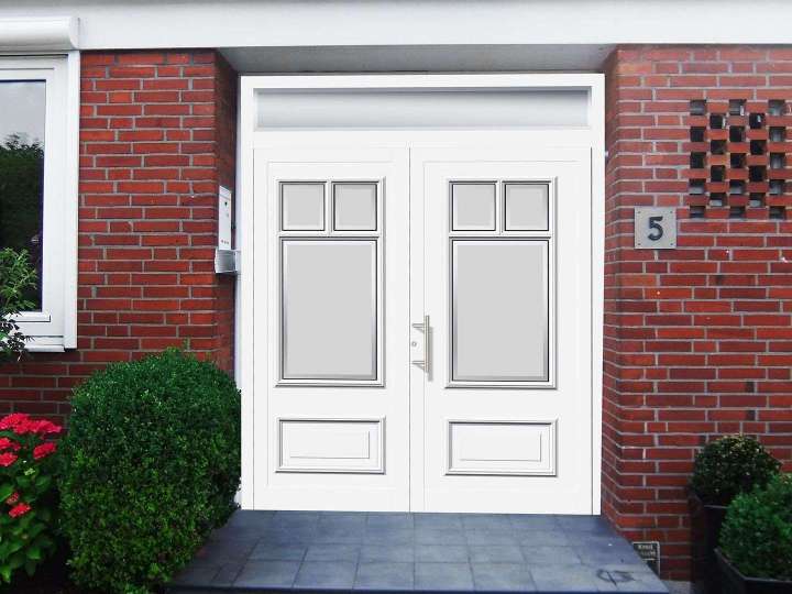 konfigurierte Haustür in rotem Klinker